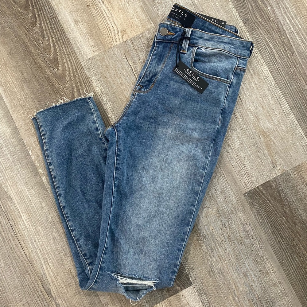 NWT, DSTLD skinny jeans